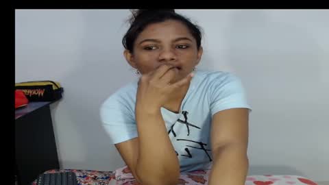 Snapshot of ladyhidden_ chatting on December 16, 2025, 4:45 pm lady online show from December 16, 2025, 4:45 pm