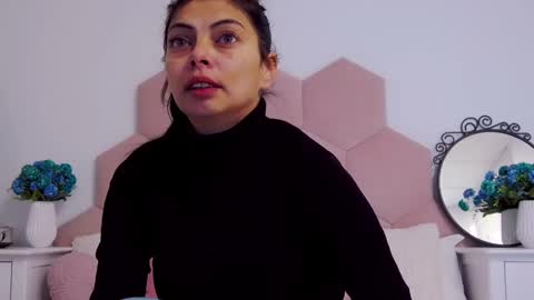 Snapshot of ladyliia chatting on January 7, 2025, 4:50 am Lia online show from January 7, 2025, 4:50 am