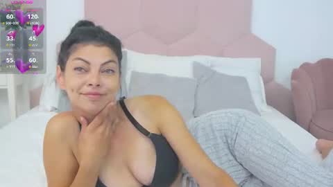 Snapshot of ladyliia chatting on July 20, 2026, 4:05 am Lia online show from July 20, 2026, 4:05 am