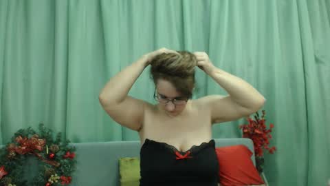 Snapshot of ladymagickiss chatting on December 25, 2024, 6:09 am Nicole.... online show from December 25, 2024, 6:09 am