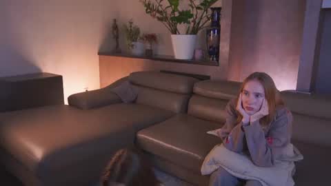 laelneizer online show from June 23, 2026, 12:36 pm