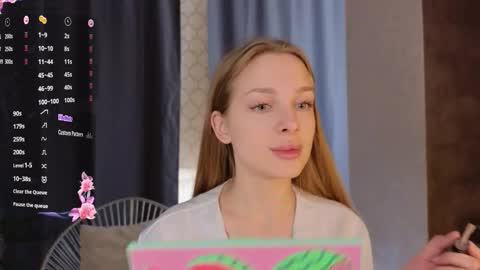 Lilia online show from November 14, 2025, 6:23 am