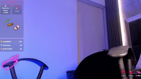 Snapshot of lahiam_smiiith chatting on February 5, 2025, 6:13 am lahiam_smiiith online show from February 5, 2025, 6:13 am