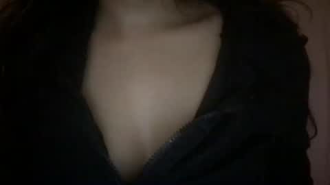 Laila Yousef online show from January 3, 2025, 5:39 am