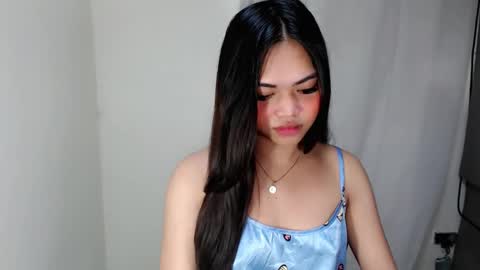 laire online show from April 3, 2026, 5:38 am