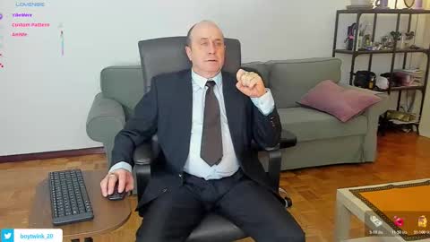 Snapshot of lajose52 chatting on February 1, 2026, 8:07 pm lajose52 online show from February 1, 2026, 8:07 pm