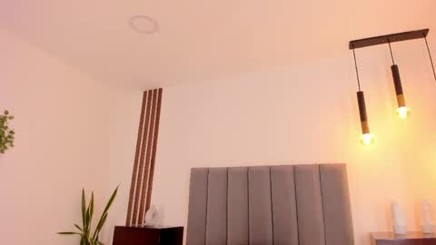 Lakshmi online show from April 8, 2026, 3:06 am