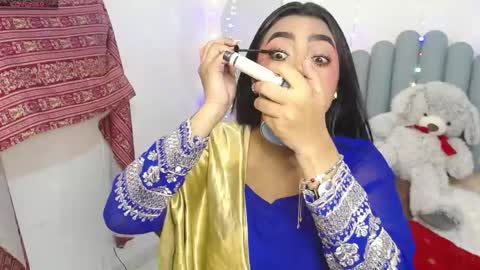 Snapshot of lakshmirani617378 chatting on April 10, 2026, 12:10 pm Laskhmirani online show from April 10, 2026, 12:10 pm