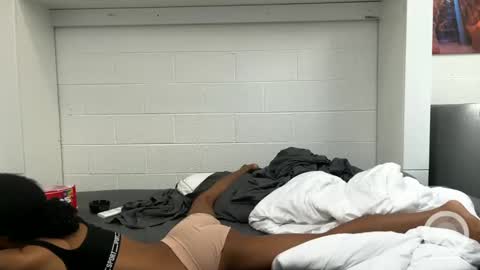 lalunevelvet online show from February 22, 2025, 10:09 pm