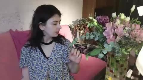 Snapshot of lama111111mama chatting on December 11, 2024, 12:44 am I work 5PM to 9 PM EST New York online show from December 11, 2024, 12:44 am