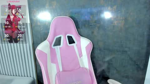 Lana online show from September 26, 2025, 7:29 pm