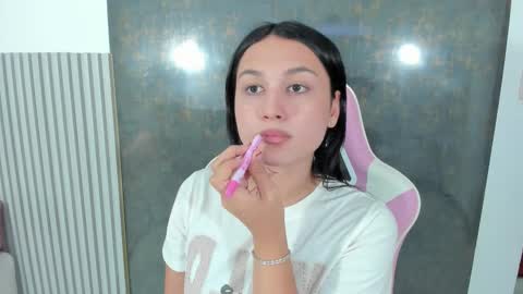 Snapshot of lana_boomer chatting on February 5, 2026, 8:13 pm Lana online show from February 5, 2026, 8:13 pm