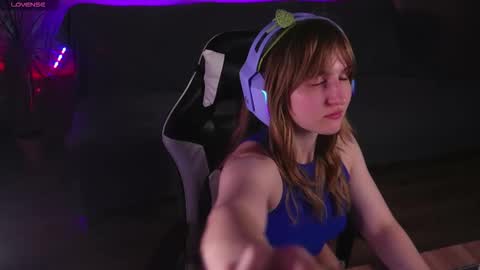 Kay online show from November 7, 2025, 8:03 am