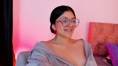 ... .          . ... online show from January 22, 2025, 6:31 pm