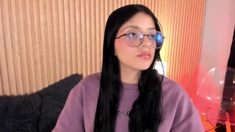 ... .          . ... online show from September 12, 2025, 12:49 pm