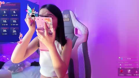 Snapshot of lana_dreams_ chatting on November 21, 2025, 11:25 pm Lana online show from November 21, 2025, 11:25 pm