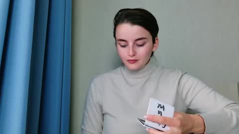 lana_gl online show from May 29, 2026, 6:55 am