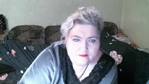 lanacat555 online show from October 24, 2025, 11:56 pm