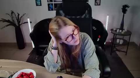 lana online show from July 8, 2026, 10:31 am