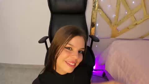 LanaJones online show from March 6, 2025, 6:48 pm