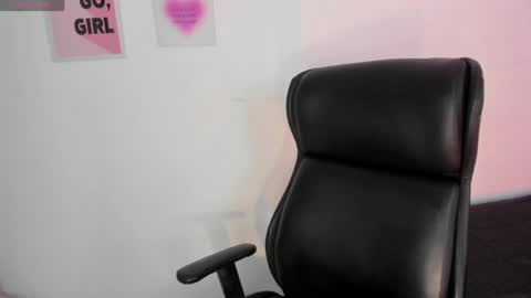 LanaJones online show from April 8, 2026, 1:00 pm