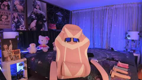 Snapshot of lanakyutt chatting on January 13, 2025, 3:23 am L A N A online show from January 13, 2025, 3:23 am