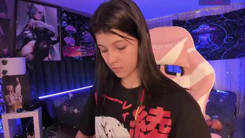 Snapshot of lanakyutt chatting on February 21, 2025, 9:22 pm L A N A online show from February 21, 2025, 9:22 pm