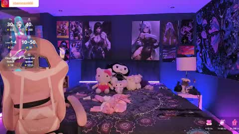 Snapshot of lanakyutt chatting on October 10, 2025, 12:37 pm L A N A online show from October 10, 2025, 12:37 pm