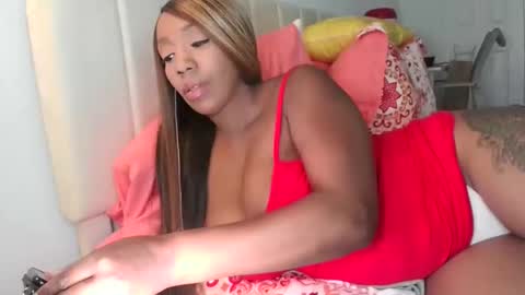 Snapshot of lanalava chatting on February 10, 2026, 3:05 pm Lana Lava online show from February 10, 2026, 3:05 pm