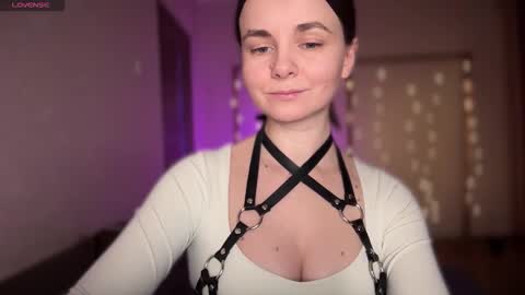 Snapshot of lanaloulou chatting on February 3, 2026, 12:31 am Lana online show from February 3, 2026, 12:31 am