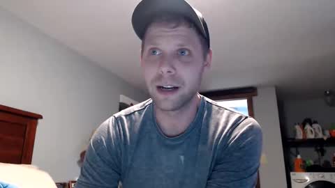 Snapshot of lancehardin chatting on March 2, 2026, 1:19 am Lance online show from March 2, 2026, 1:19 am