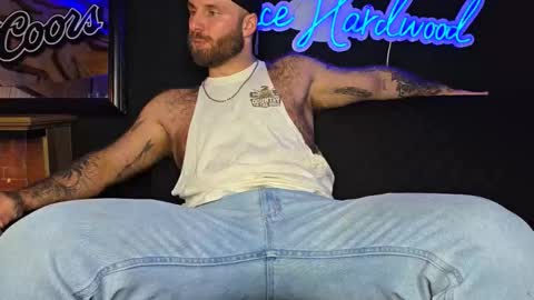 Snapshot of lancehardwood222 chatting on February 7, 2026, 1:31 am LANCE online show from February 7, 2026, 1:31 am