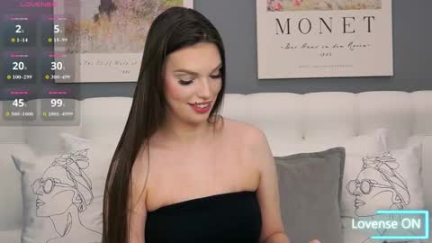 Laneah online show from November 13, 2025, 12:09 am