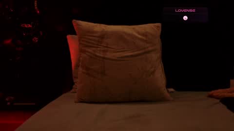 LANEMUGLER online show from June 20, 2026, 11:40 pm
