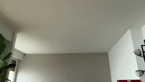 Snapshot of lanimalr chatting on February 9, 2026, 8:29 am Lanimal online show from February 9, 2026, 8:29 am