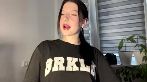 Snapshot of lanitastudstill chatting on February 17, 2026, 2:13 pm Sarah online show from February 17, 2026, 2:13 pm