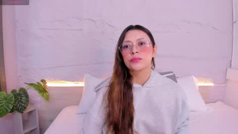 Lanna online show from February 23, 2026, 11:51 am