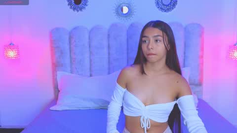 lanna_brunette online show from February 3, 2025, 12:03 pm
