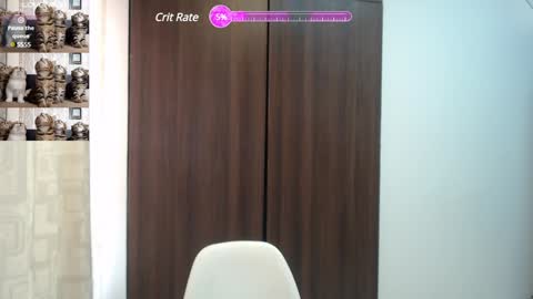 Lanna online show from December 6, 2024, 1:44 pm