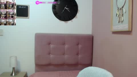 Lanna online show from February 3, 2025, 1:30 pm