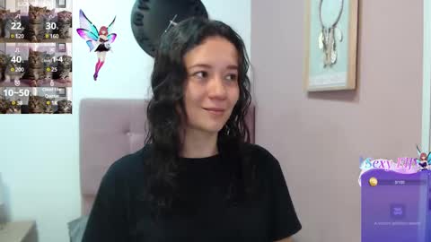 Lanna online show from March 11, 2025, 1:23 pm