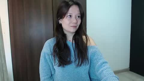 Snapshot of lanna_mills chatting on May 1, 2026, 1:05 pm Lanna online show from May 1, 2026, 1:05 pm