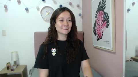 Snapshot of lanna_mills chatting on May 4, 2026, 2:13 pm Lanna online show from May 4, 2026, 2:13 pm