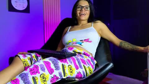 Snapshot of lapaisita1 chatting on February 3, 2025, 9:08 am la paisita online show from February 3, 2025, 9:08 am