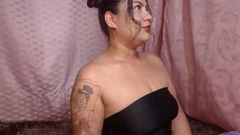 Snapshot of lapeligrosa_ chatting on February 19, 2025, 12:22 pm lapeligrosa_ online show from February 19, 2025, 12:22 pm