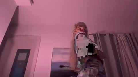 lara_11_11 online show from March 23, 2026, 3:05 pm