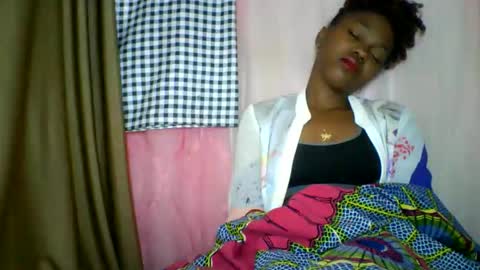 Snapshot of lara_belle chatting on May 30, 2026, 7:16 am lara_belle online show from May 30, 2026, 7:16 am
