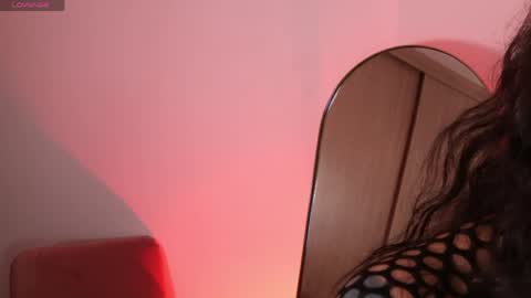 Lara online show from May 15, 2026, 8:21 am