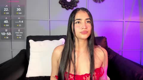 Snapshot of lara_madisson chatting on December 14, 2024, 9:51 am Lara Madisson online show from December 14, 2024, 9:51 am