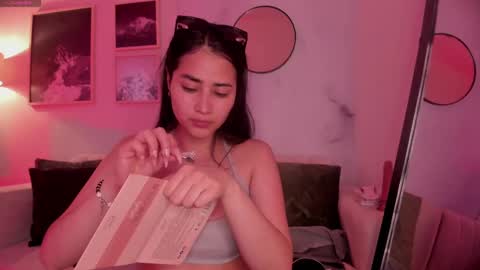 Snapshot of lara_madisson chatting on September 30, 2025, 5:34 am Lara Madisson online show from September 30, 2025, 5:34 am